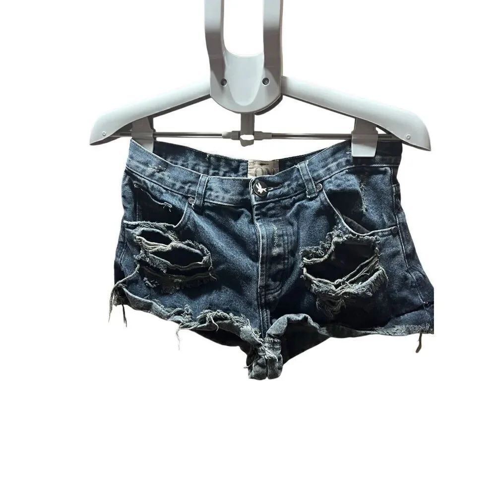 One by One teaspoon dark blue distressed shorts sz 27